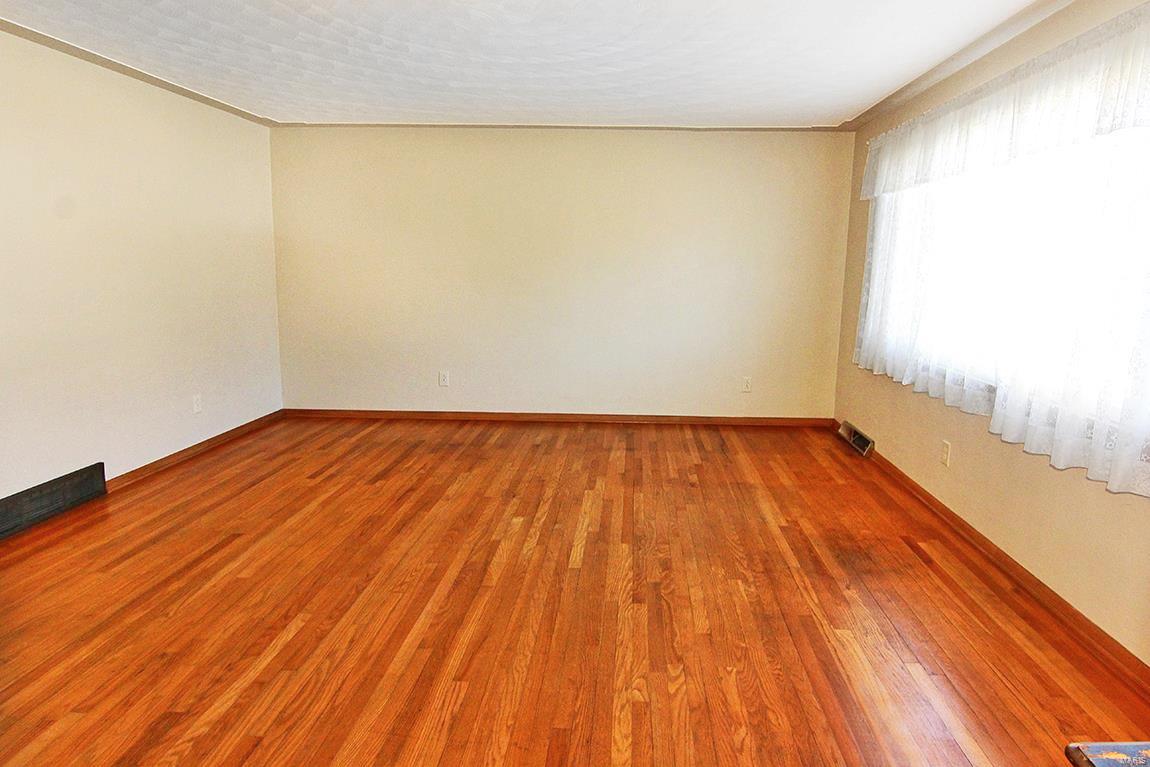 2217 Brookwood Drive Property Photo 5