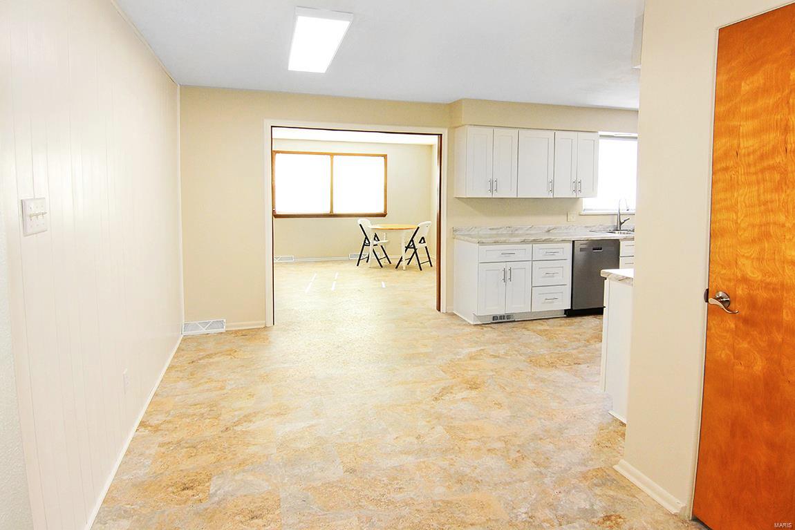 2217 Brookwood Drive Property Photo 6