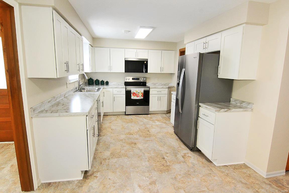 2217 Brookwood Drive Property Photo 8