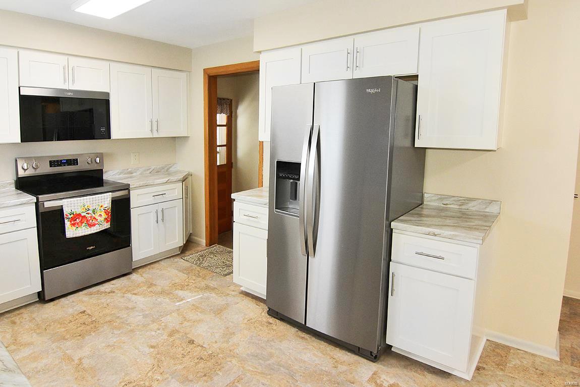 2217 Brookwood Drive Property Photo 9
