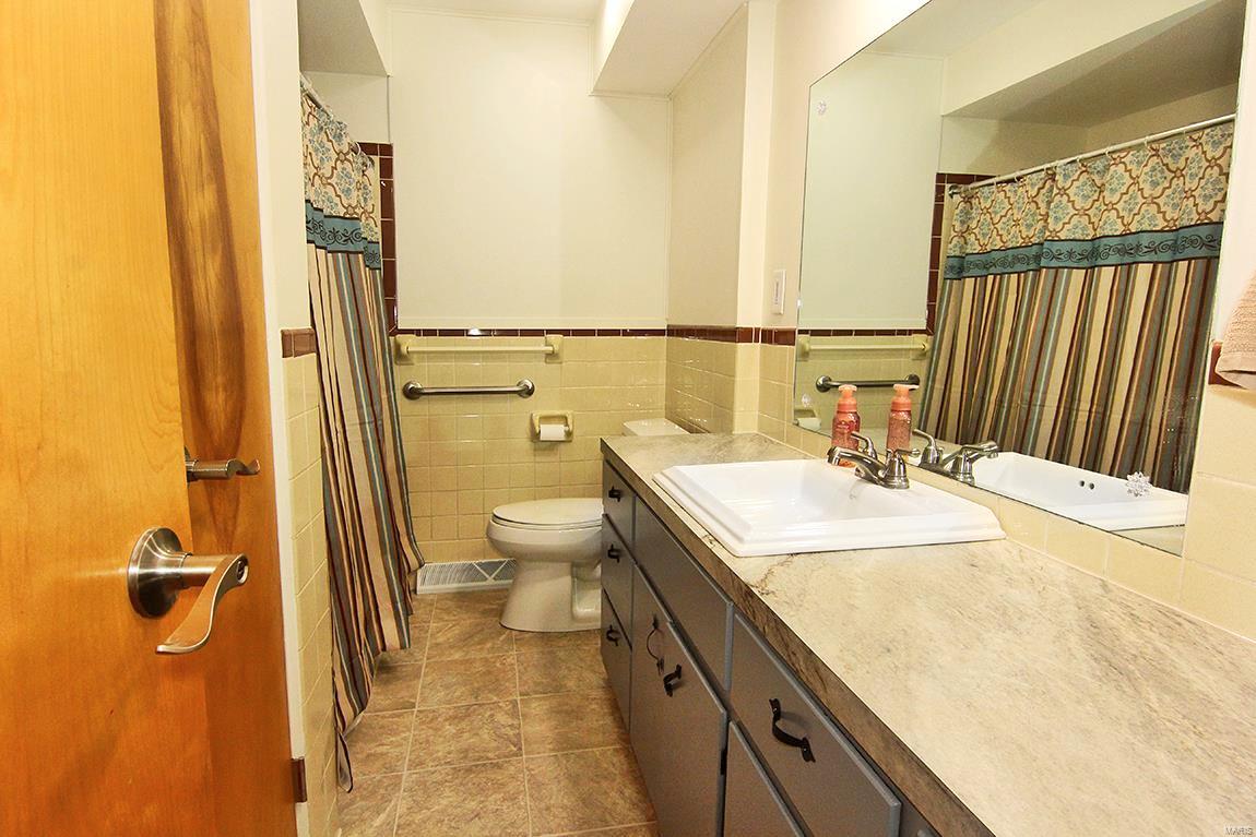 2217 Brookwood Drive Property Photo 22