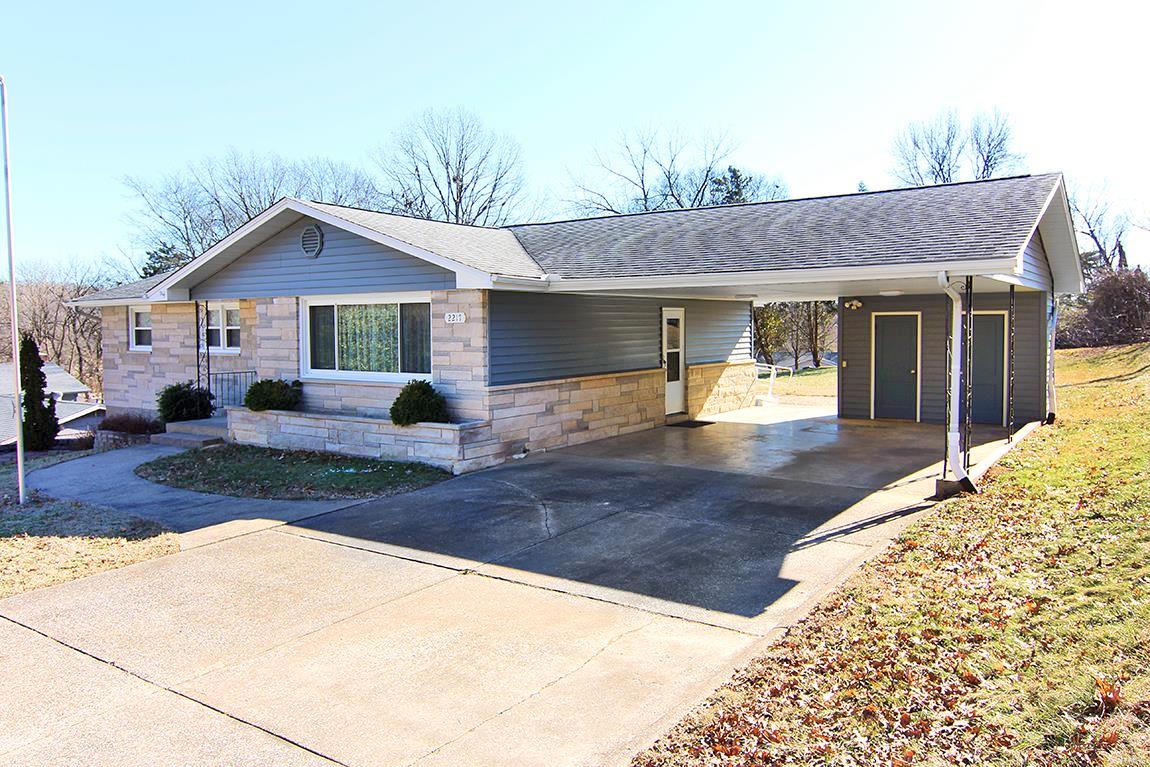 2217 Brookwood Drive Property Photo 37