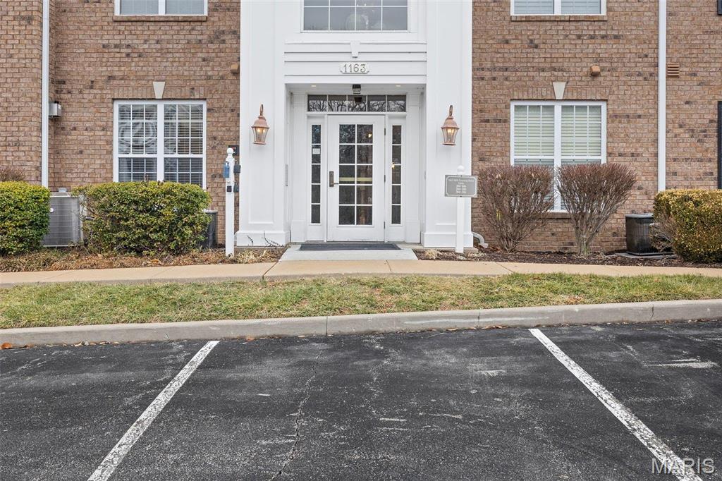 1163 Mill Crossing Dr 205 Property Photo 4