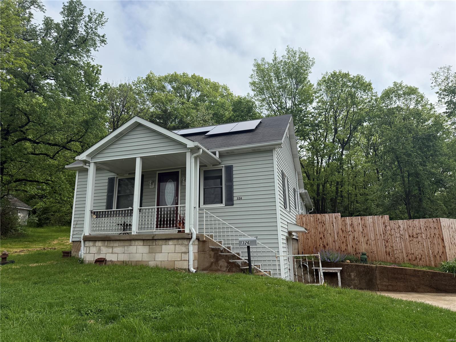 326 Highland Street Property Photo 3