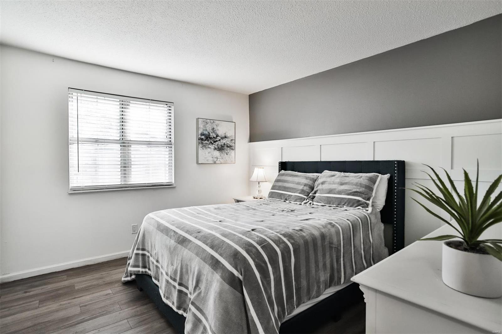 9154 Eager Road Property Photo 14