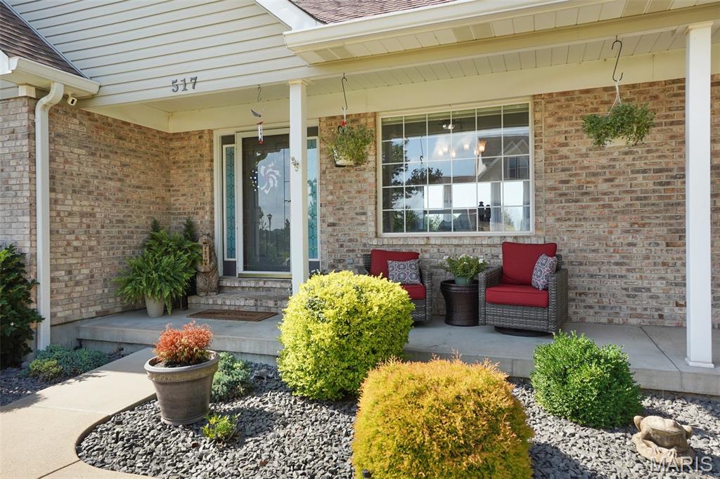 517 Windy Hills Drive Property Photo 4