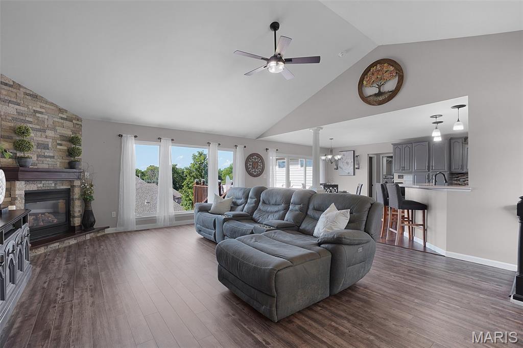 517 Windy Hills Drive Property Photo 6