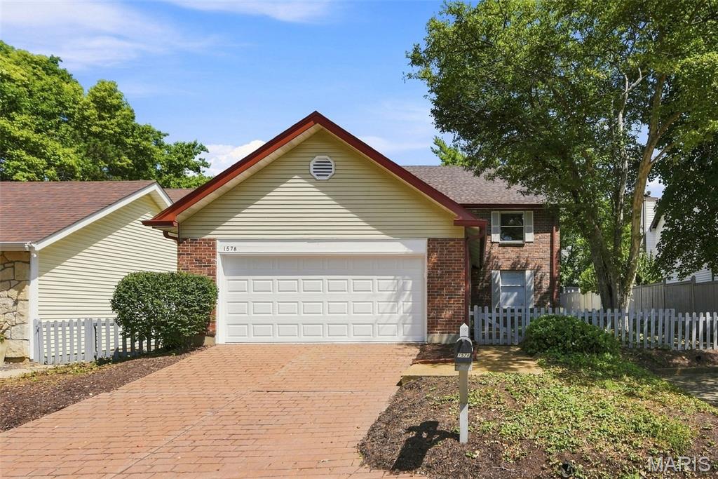 1578 Milbridge Drive Property Photo 1