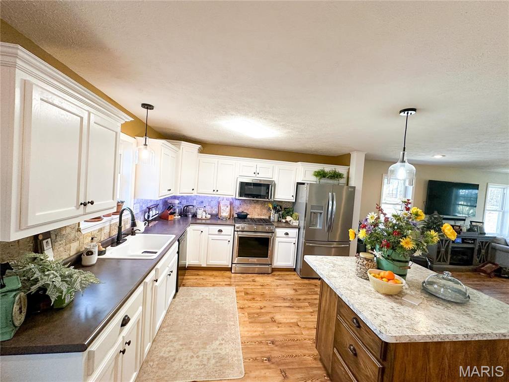 2419 County Road 3180 Property Photo 17