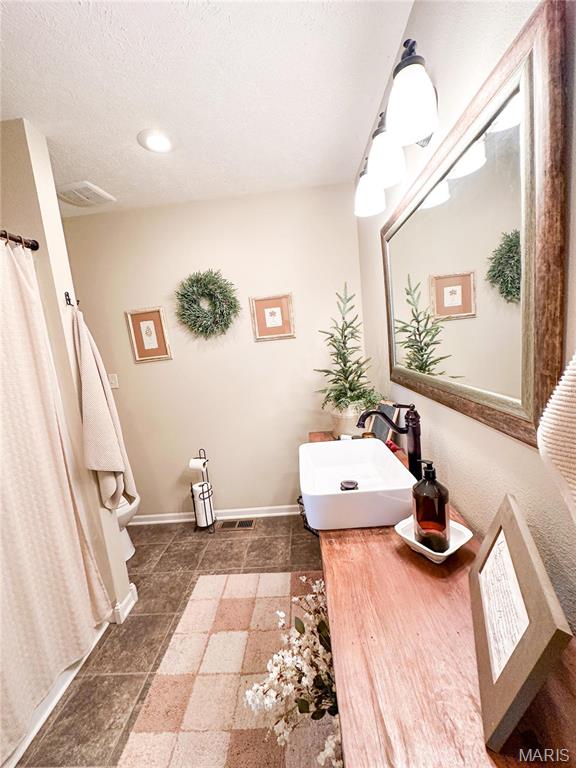 2419 County Road 3180 Property Photo 22