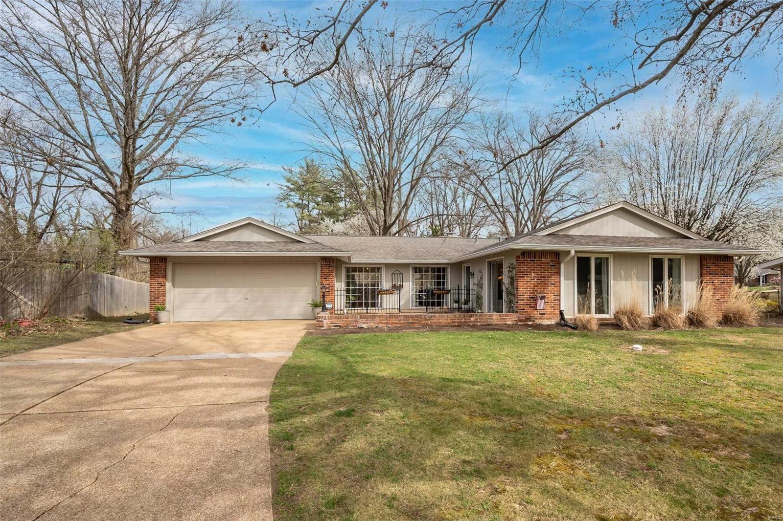 2 Hideaway Lane Property Photo