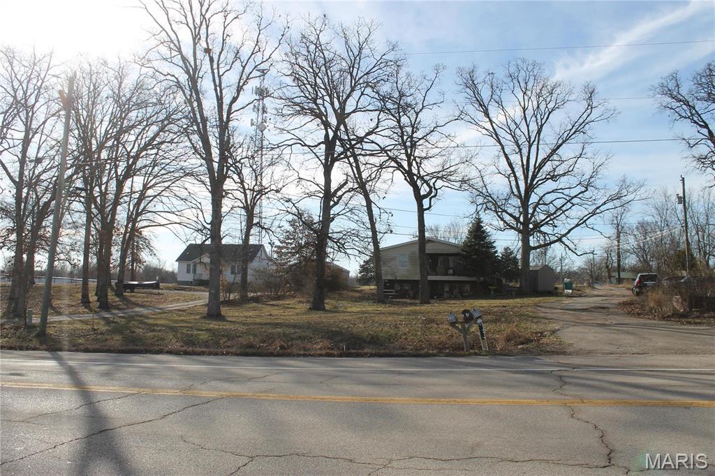 311 S Highway 185 Property Photo 1