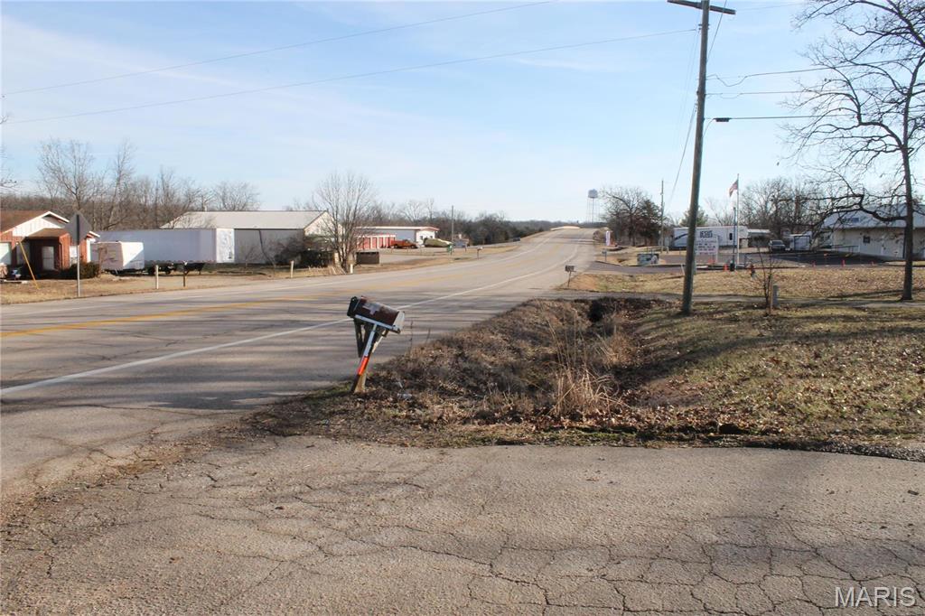311 S Highway 185 Property Photo 2