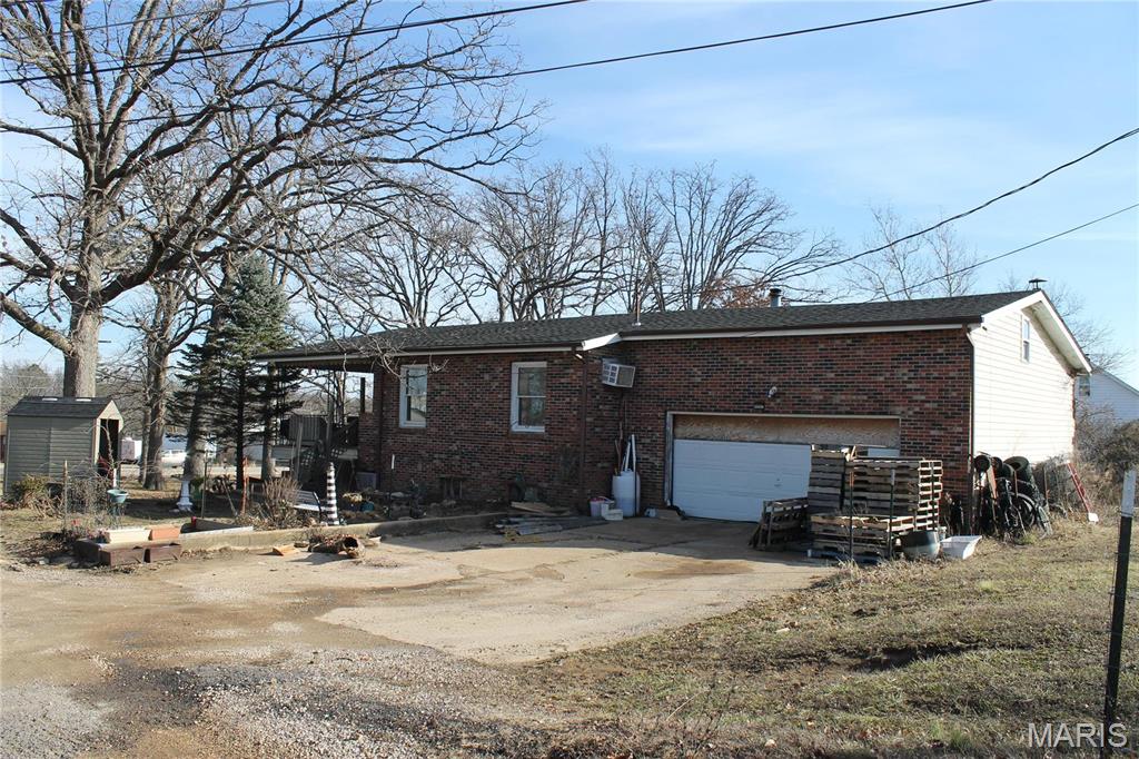 311 S Highway 185 Property Photo 5
