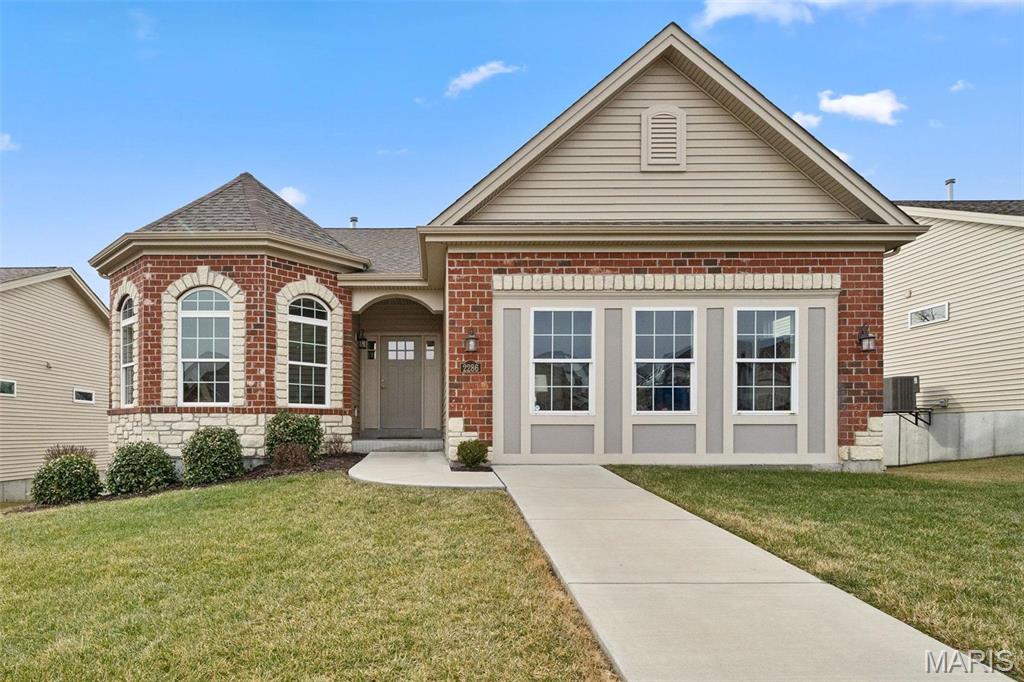 2286 Statten Drive Property Photo 1