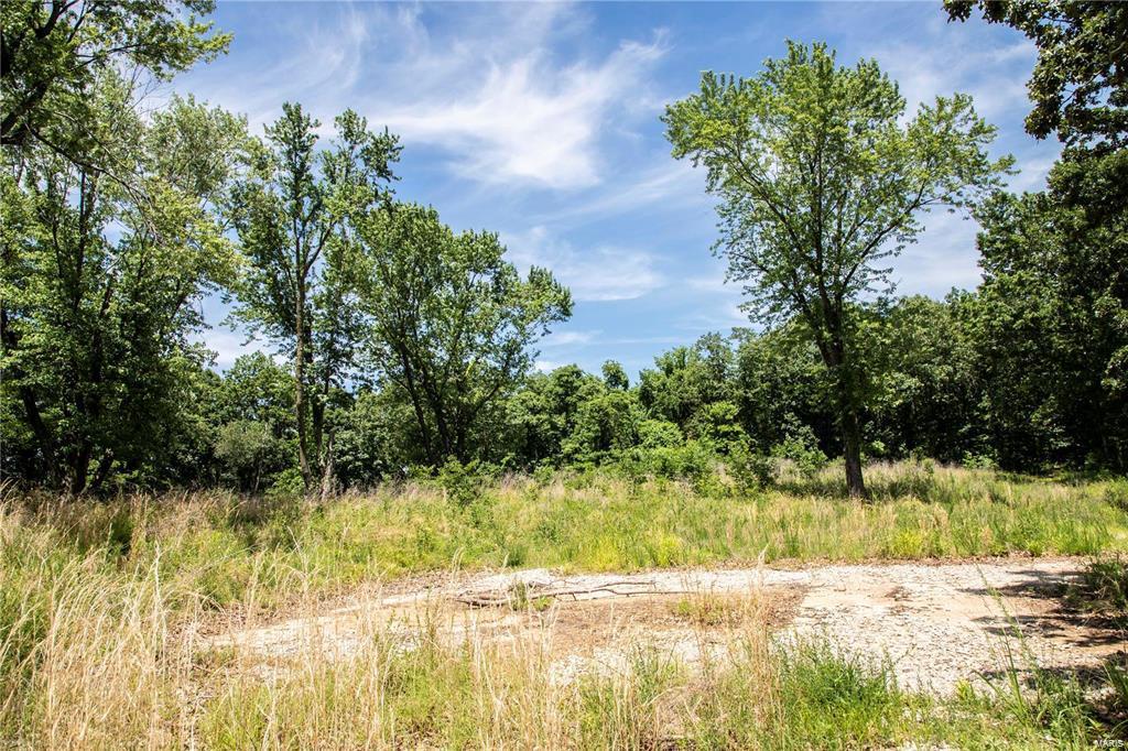 5001 Hilltop Lane Property Photo 7