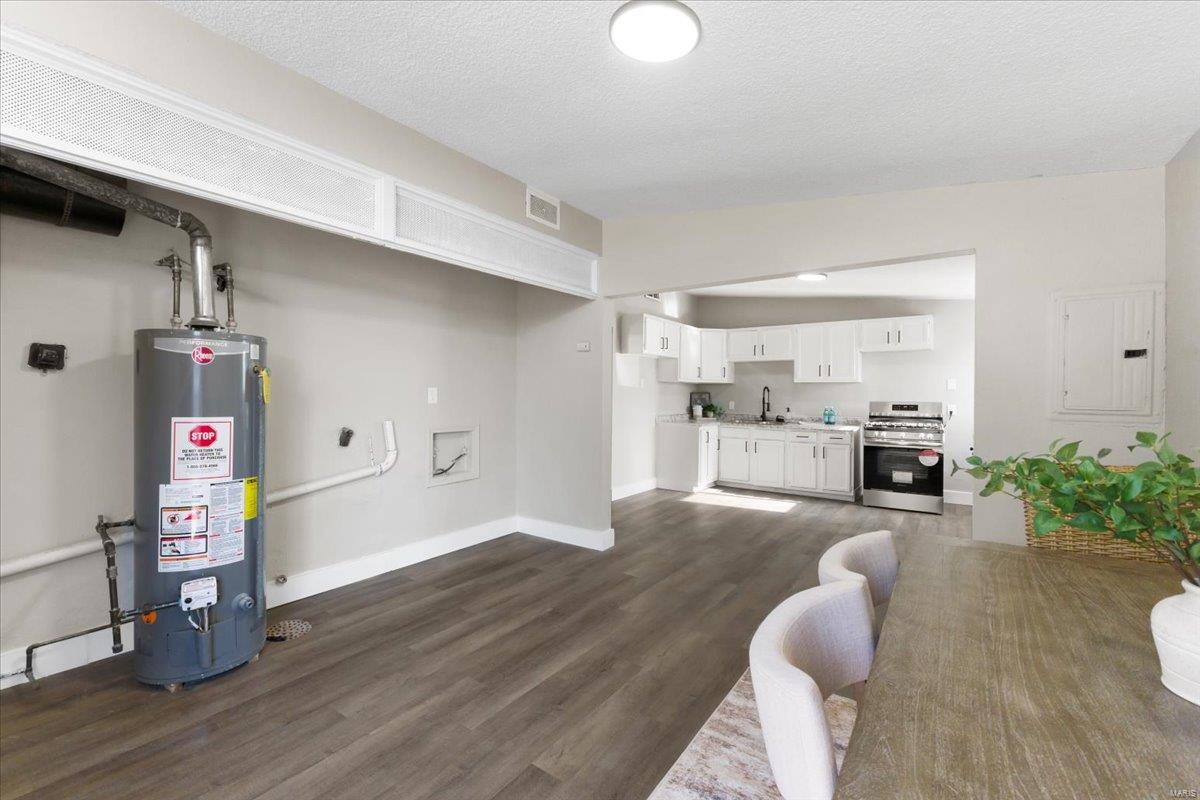 8426 Buckthorn Drive Property Photo 19