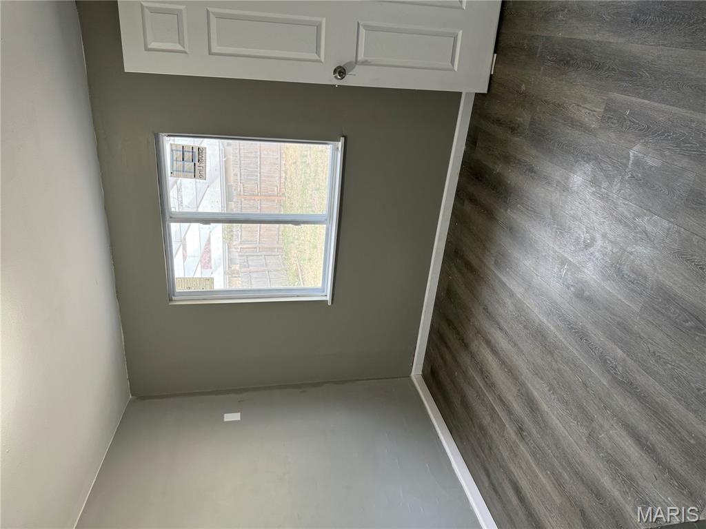 805 Derhake Road Property Photo 6
