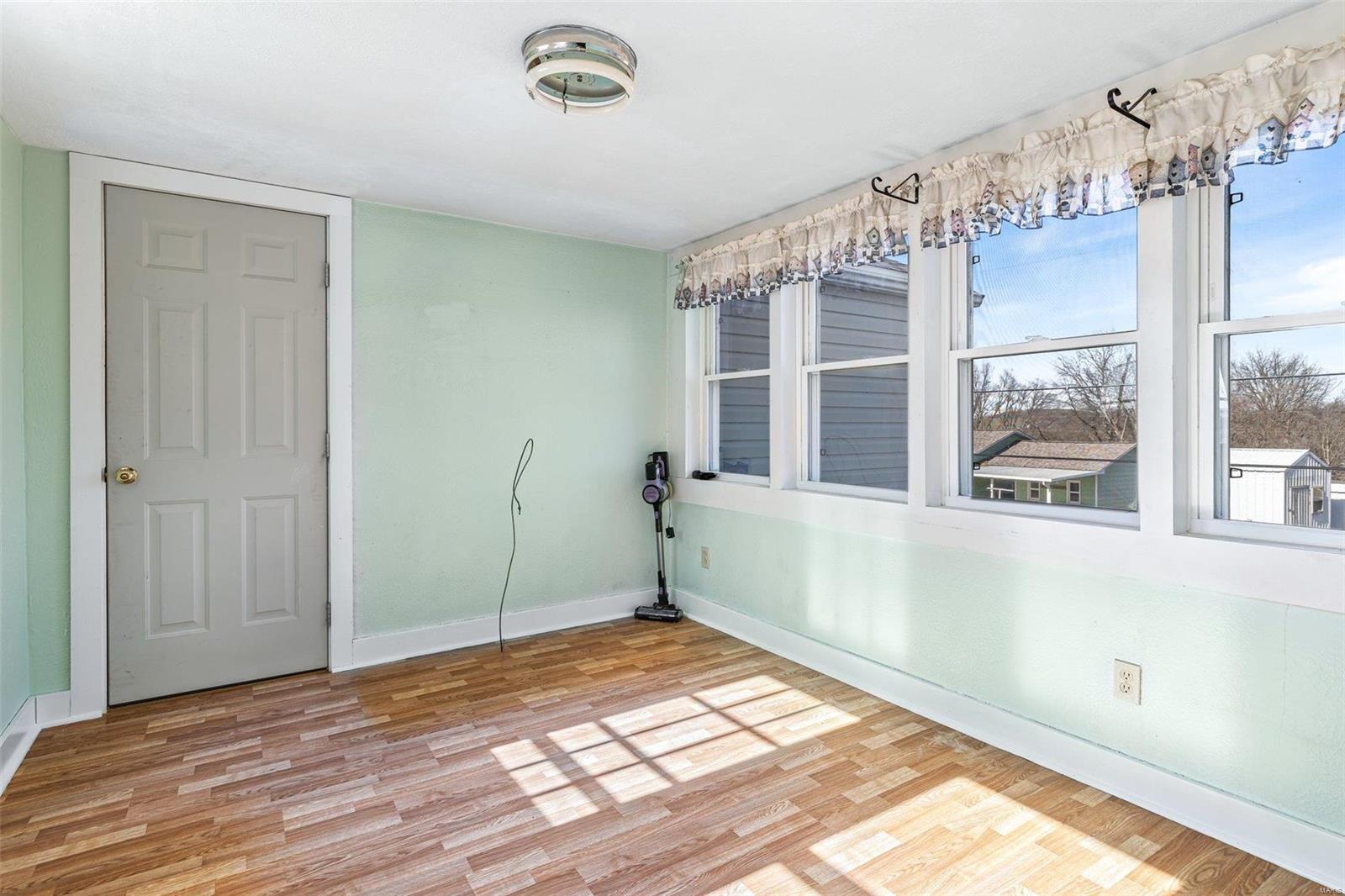 215 Virginia Street Property Photo 13