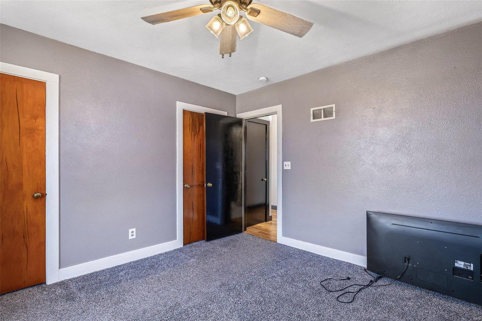 215 Virginia Street Property Photo 20