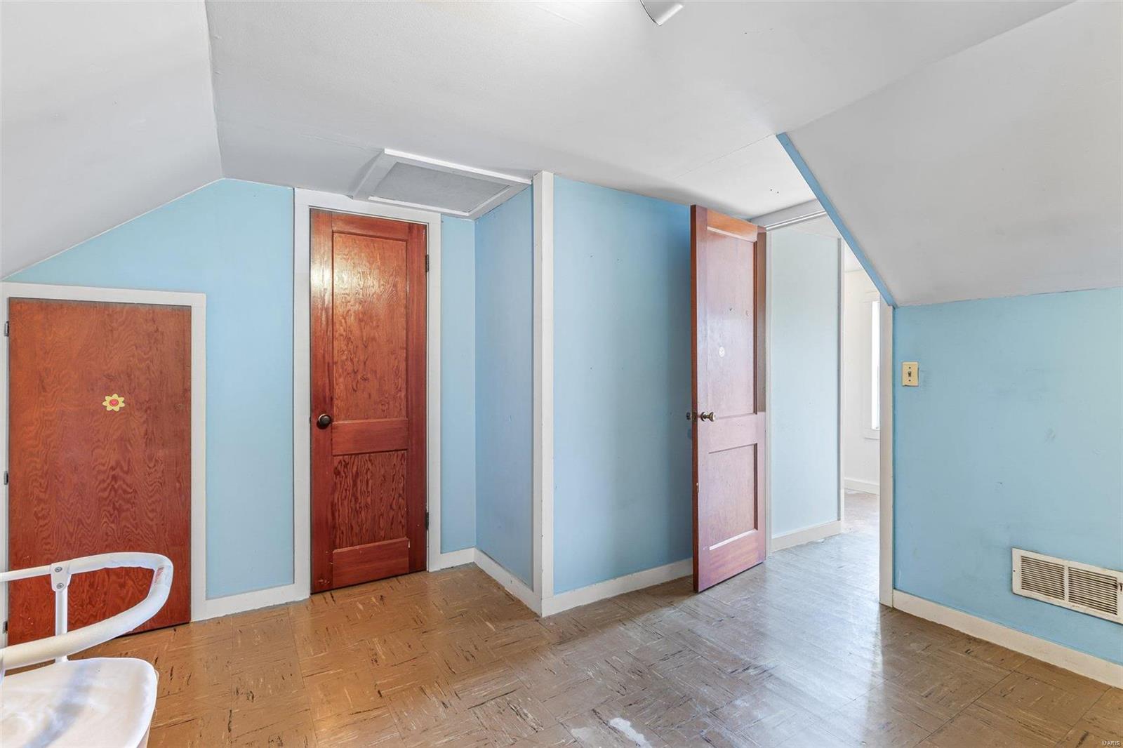 215 Virginia Street Property Photo 26