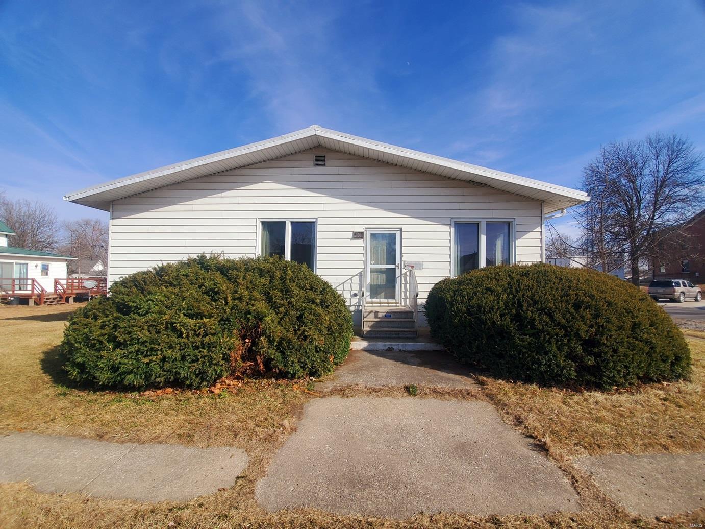 615 N Johnson Street Property Photo 2
