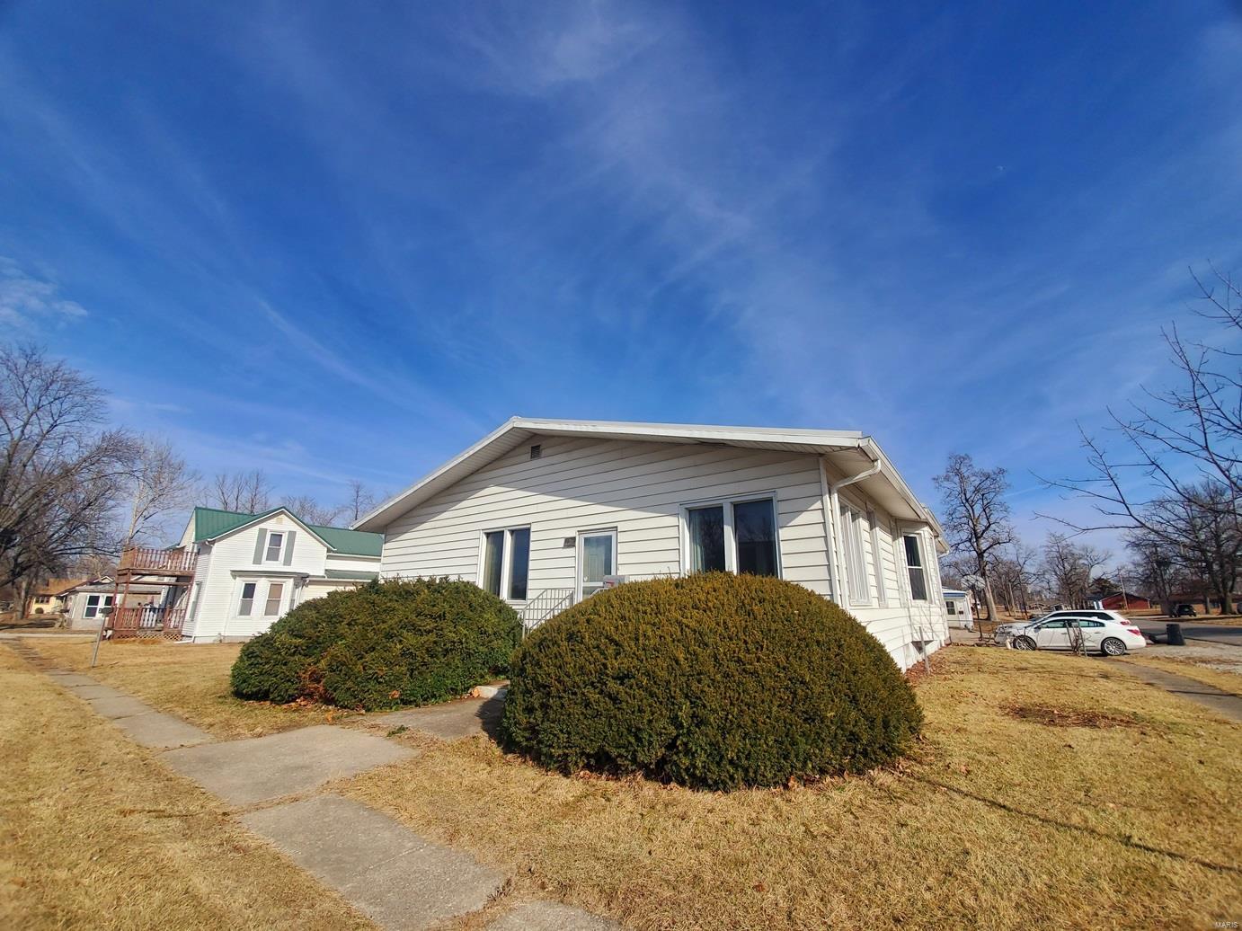 615 N Johnson Street Property Photo 4