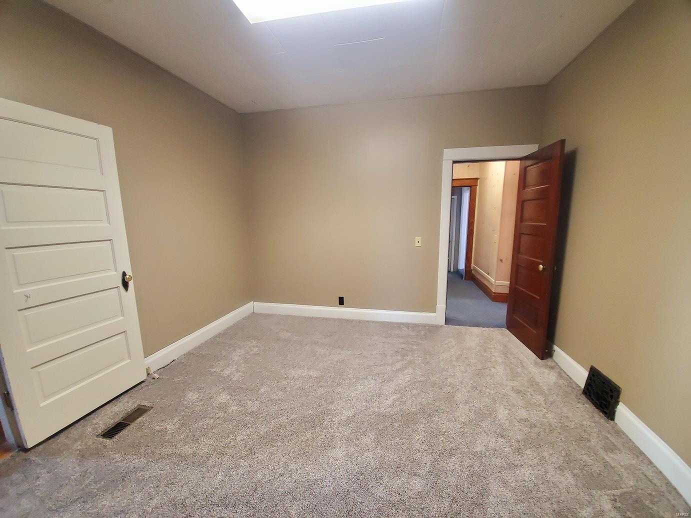 615 N Johnson Street Property Photo 28