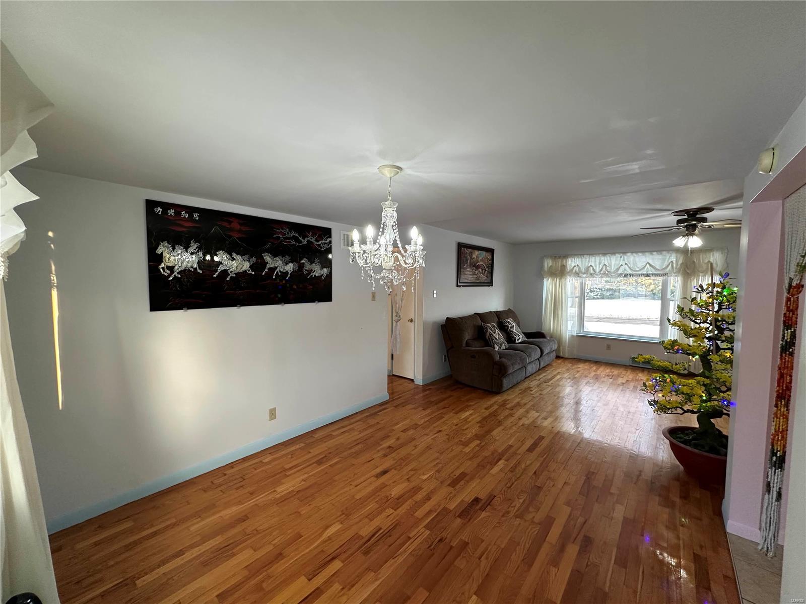 8325 Julia Drive Property Photo 5