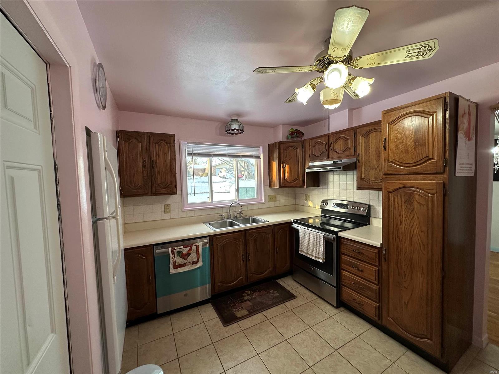 8325 Julia Drive Property Photo 12