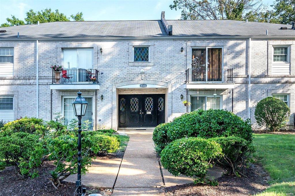 4366 Chateau De Ville Drive D Property Photo 1