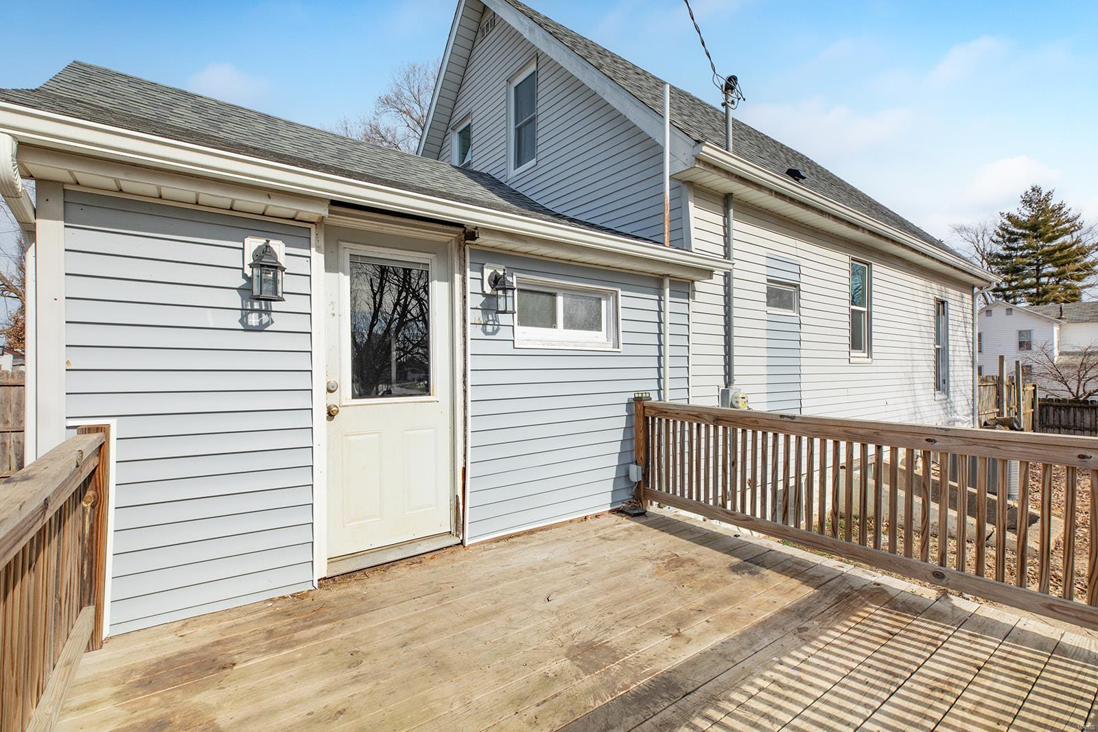 204 S Railroad Street Property Photo 3