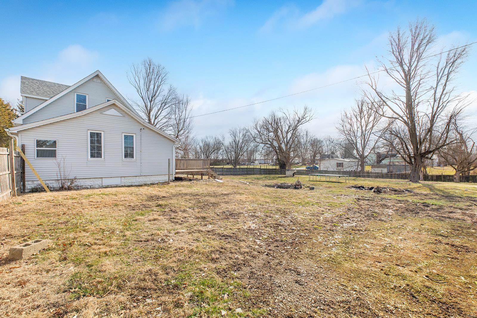 204 S Railroad Street Property Photo 6