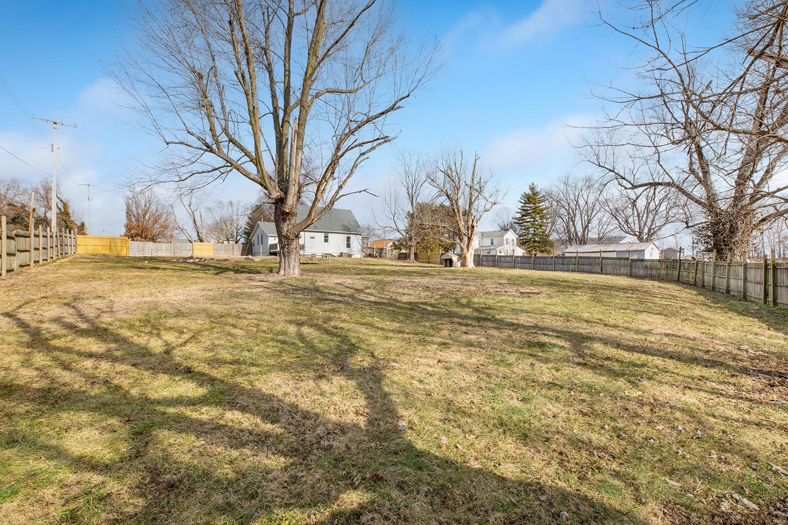 204 S Railroad Street Property Photo 8