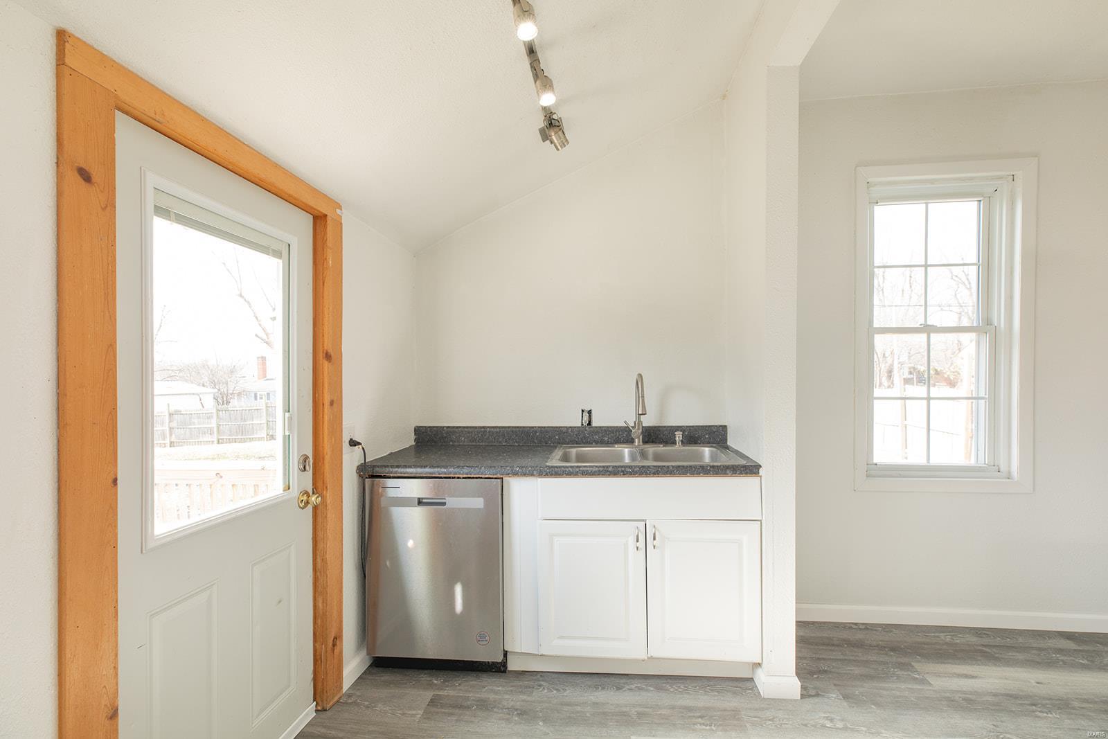 204 S Railroad Street Property Photo 11
