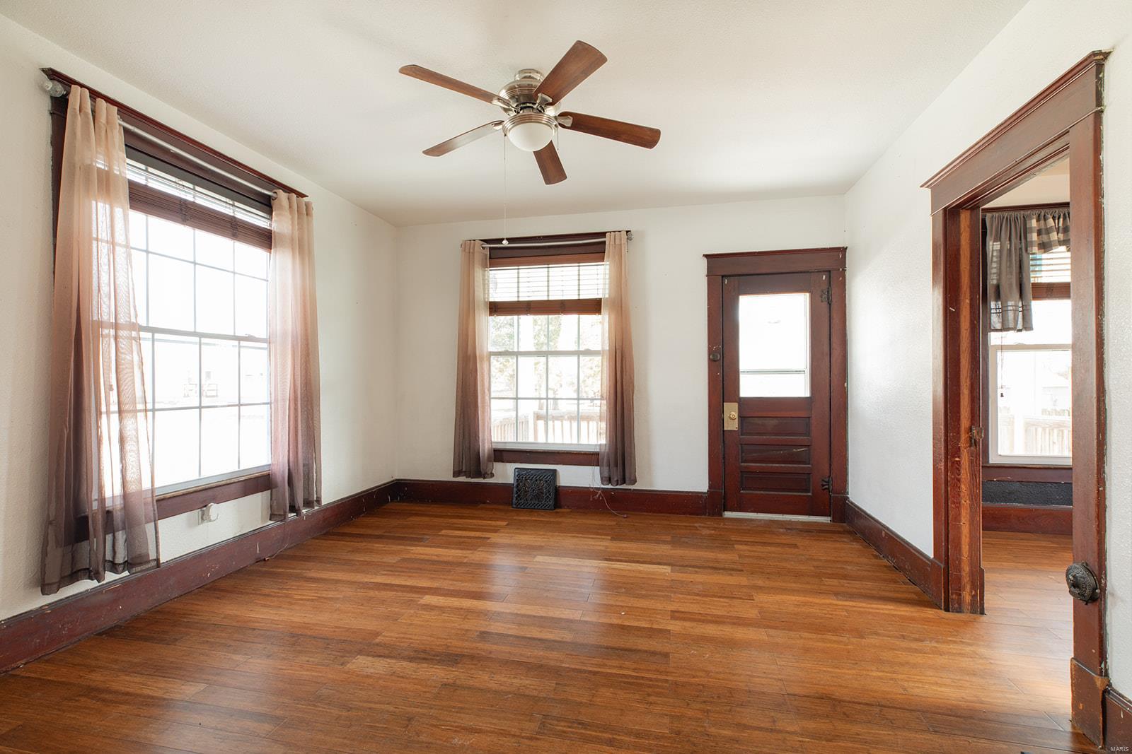 204 S Railroad Street Property Photo 19