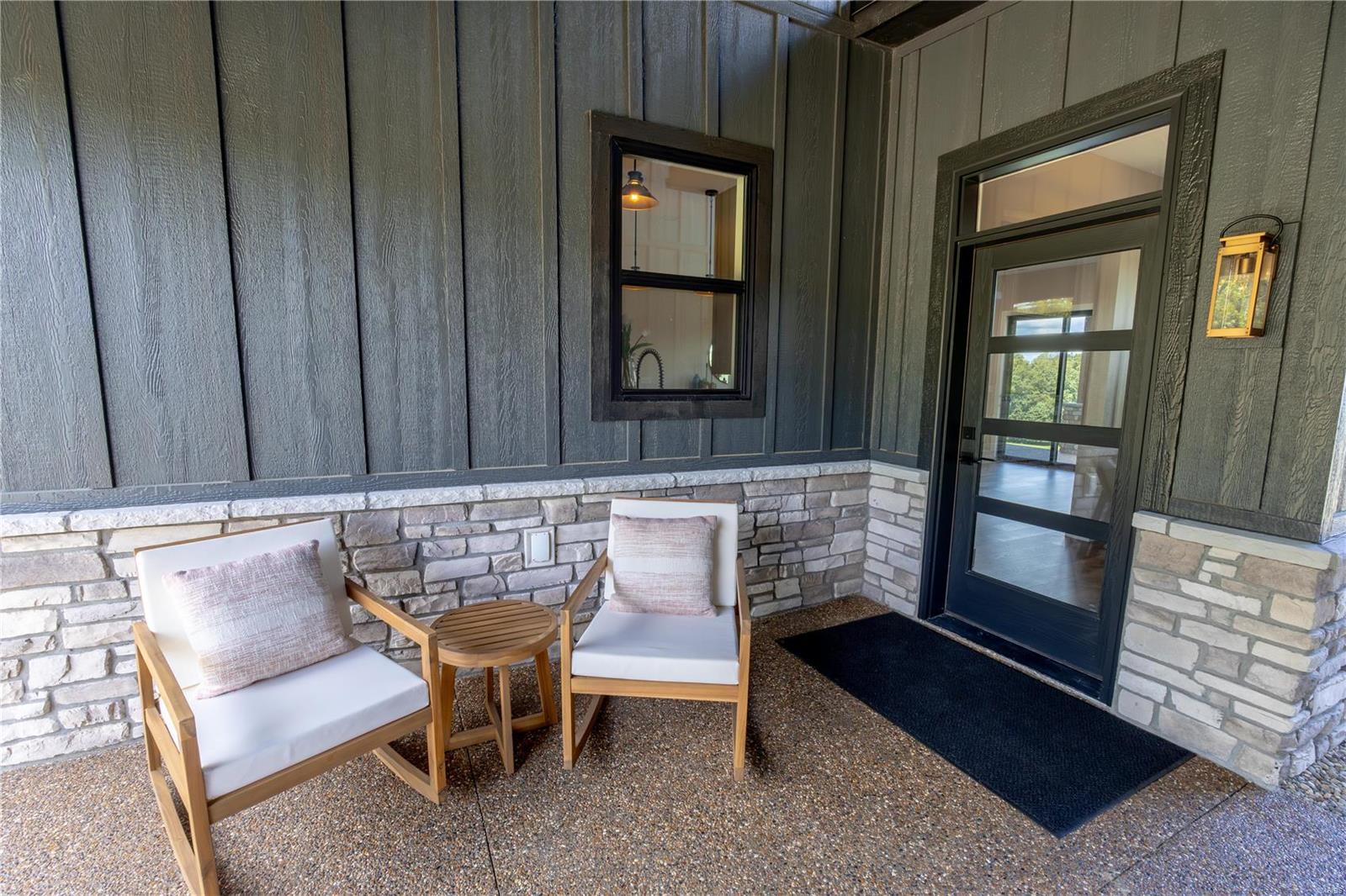 2813 Tyrol Ridge Drive Property Photo 3