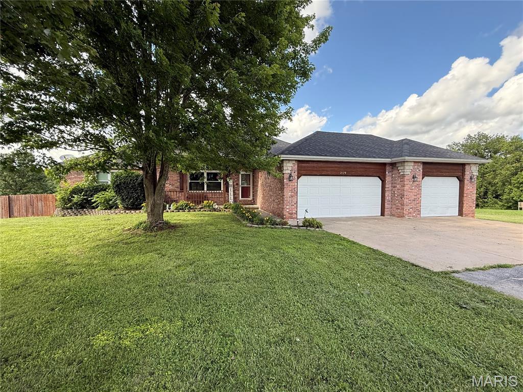 219 Creekview Road Property Photo 1