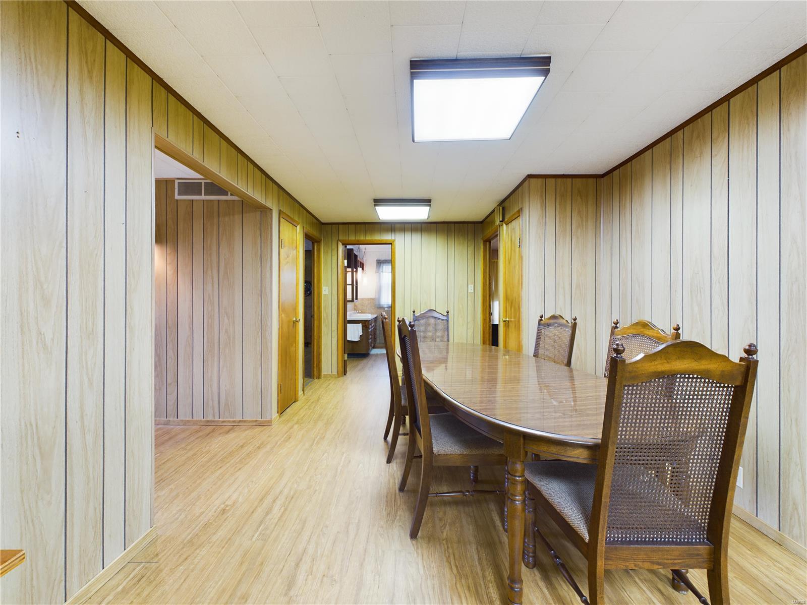 706 Smith Street Property Photo 12