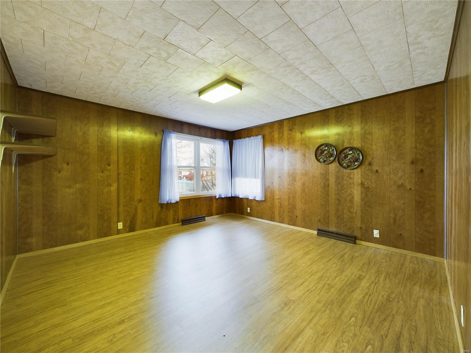 706 Smith Street Property Photo 15