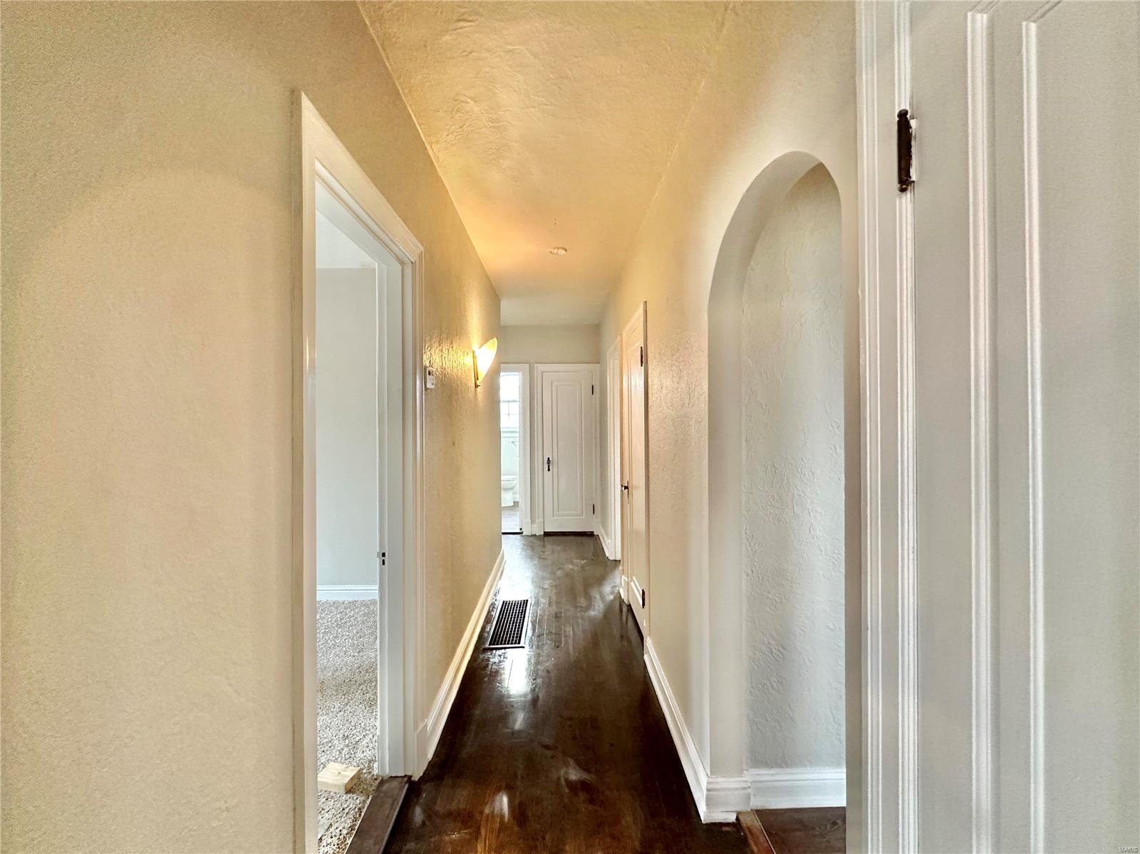 207 8th Street Property Photo 5
