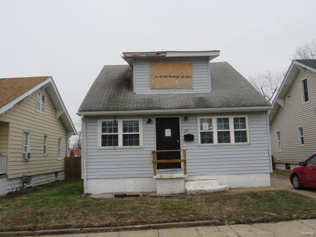 319 N 2nd Street Property Photo 1