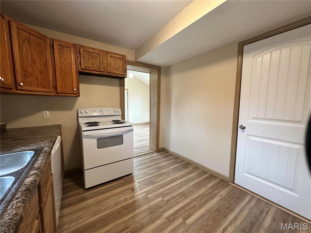 117 Pine Street Property Photo 9