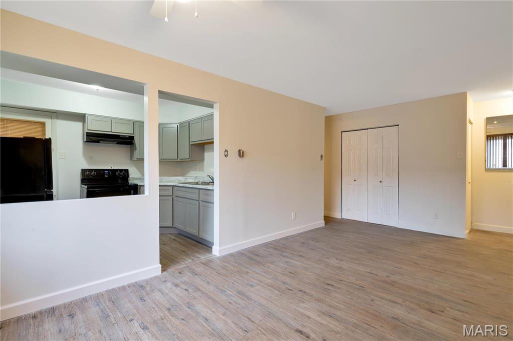 7579 Hazelcrest Drive A Property Photo 3