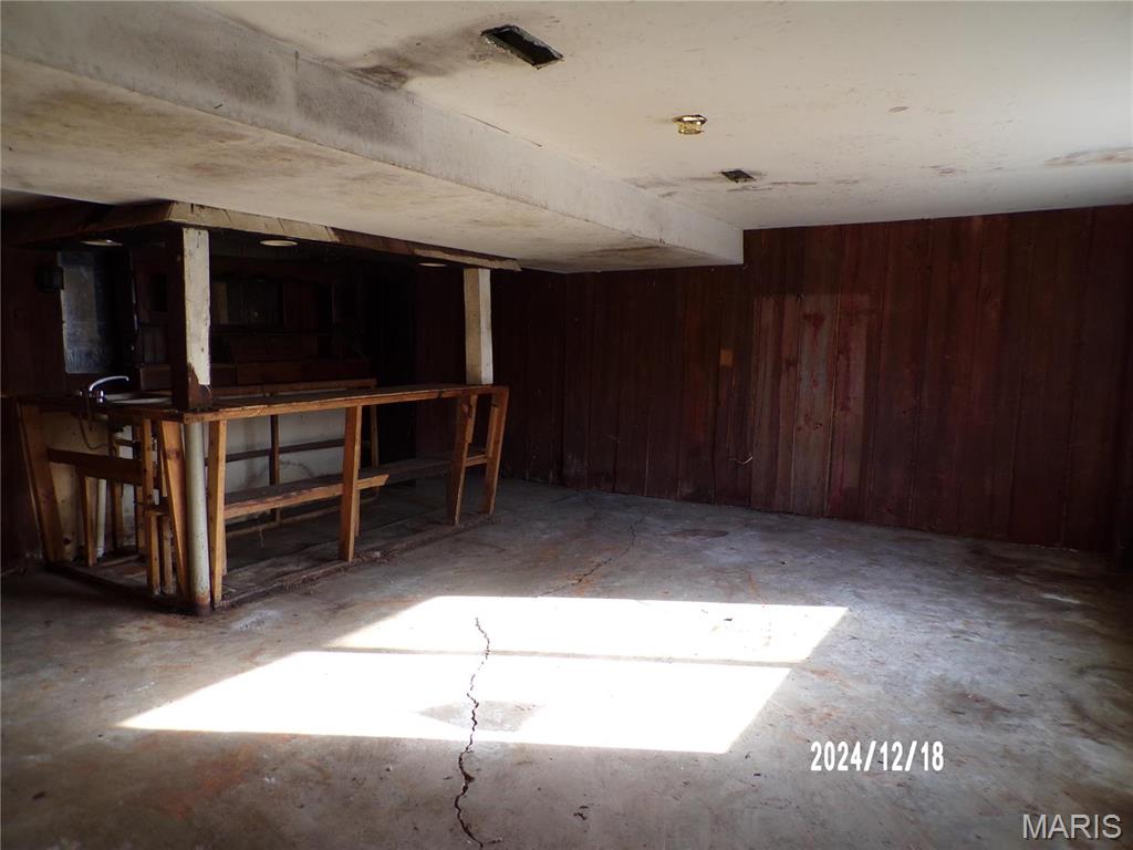 6045 Ozark Drive Property Photo 9