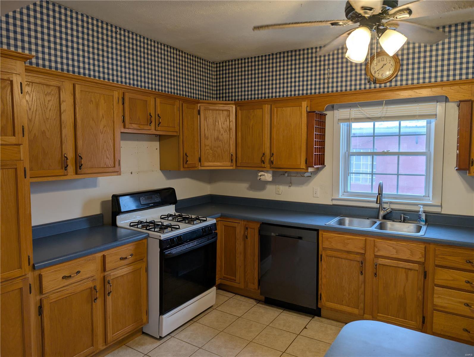 205 Fisher Avenue Property Photo 3