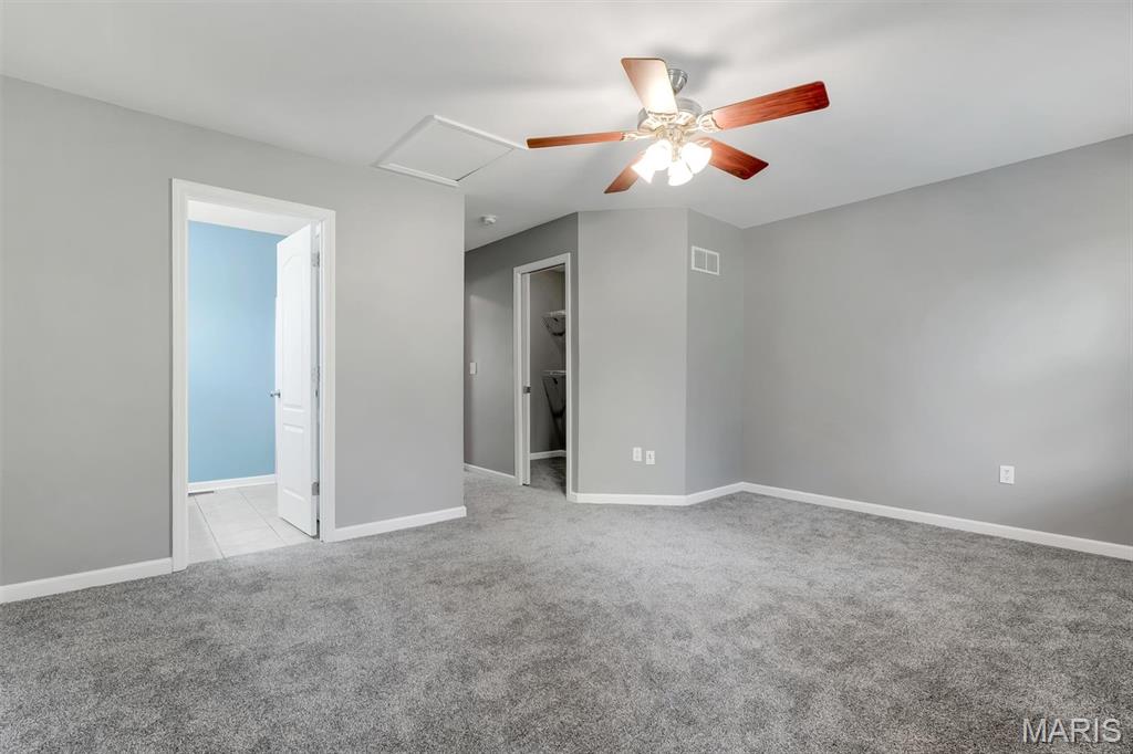 2161 Meadow Grass Drive Property Photo 14