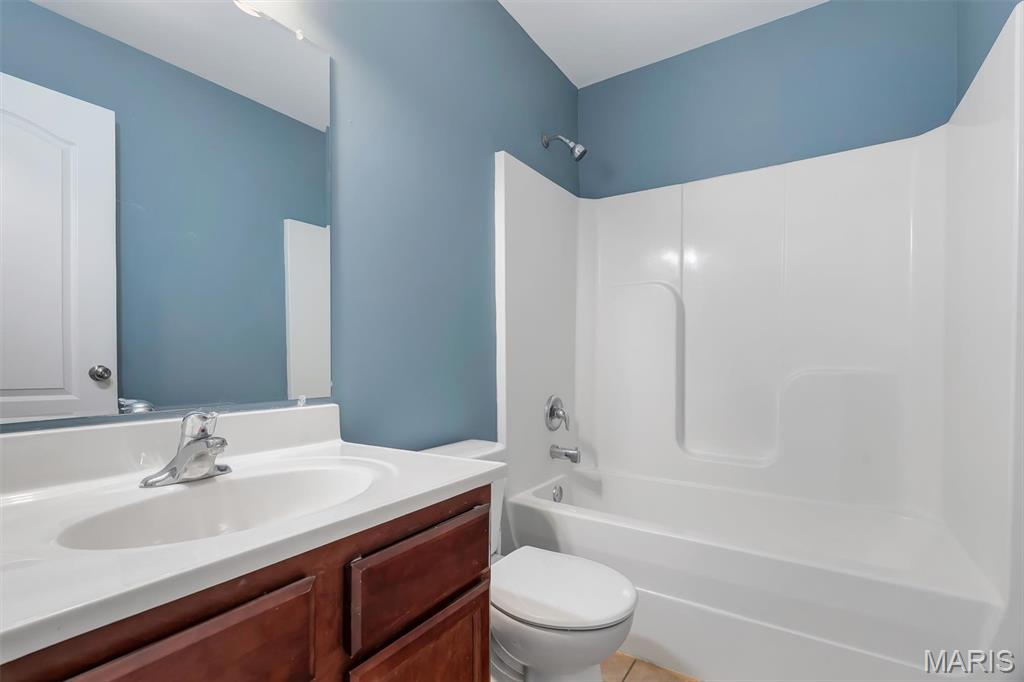 2161 Meadow Grass Drive Property Photo 22