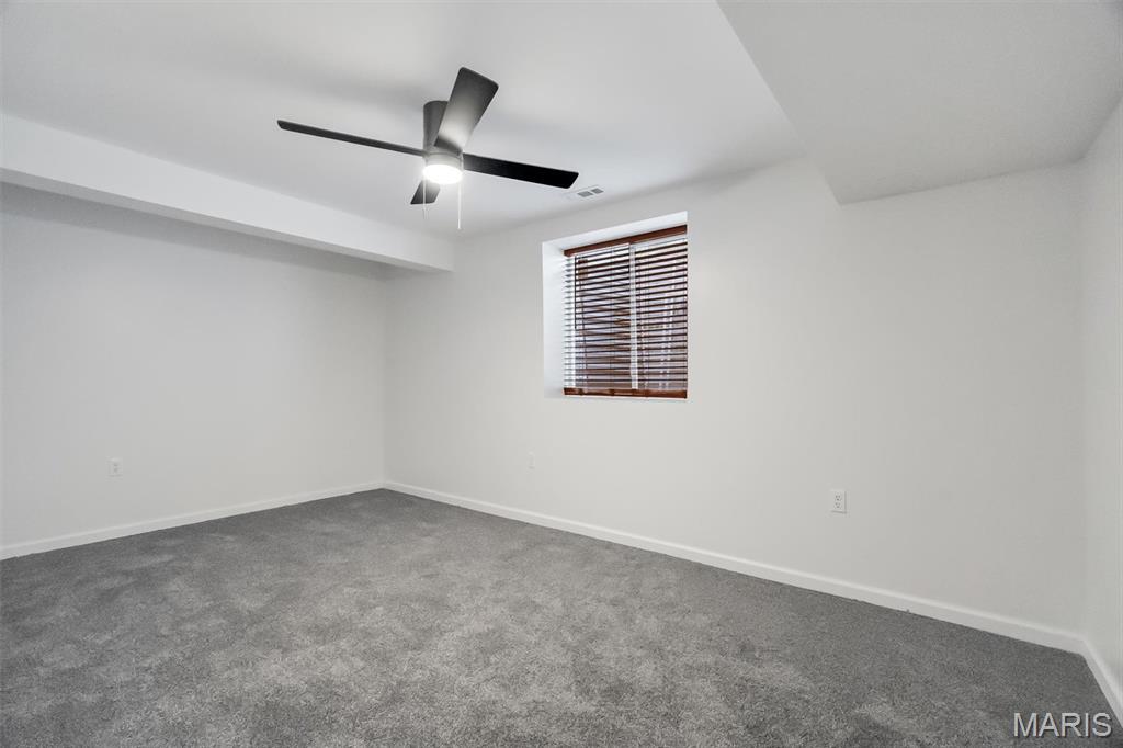 2161 Meadow Grass Drive Property Photo 25