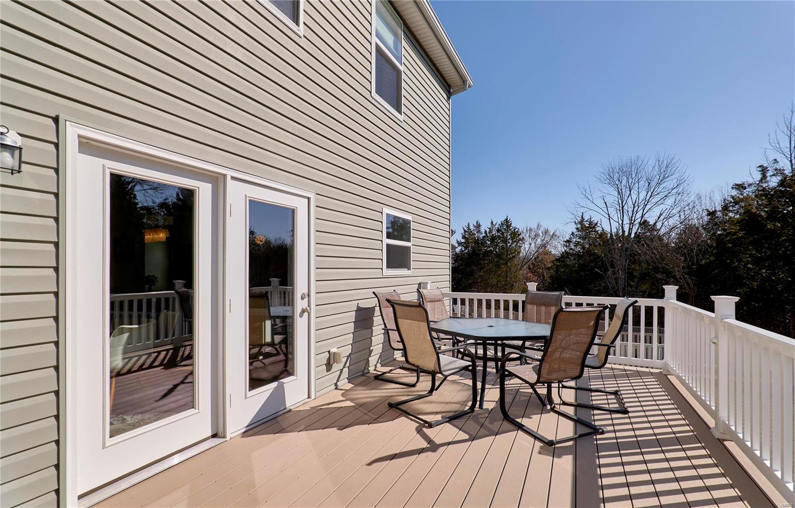 901 Timber Ridge Court Property Photo 32